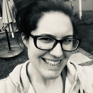 Meet your Posher, Nichole